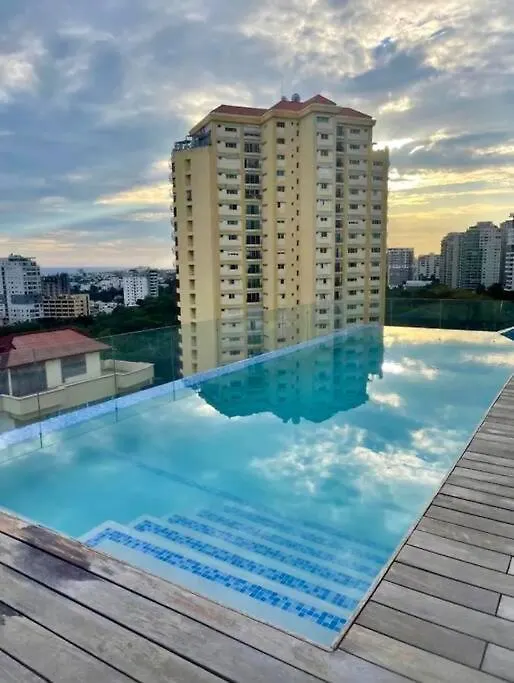 Apartmento En El Corazon De La Ciudad Con Piscina Infinita Y Vista Al Mar Σάντο Ντομίγκο Διαμέρισμα